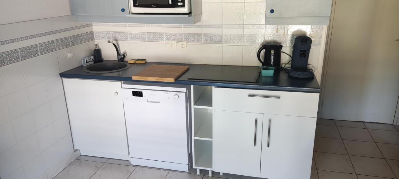 Appartement T2 Climatise Dans Residence Calme Cavalaire-sur-Mer Esterno foto