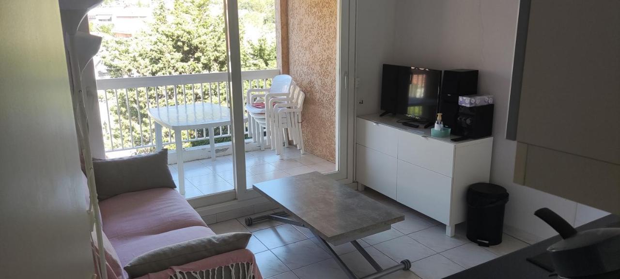 Appartement T2 Climatise Dans Residence Calme Cavalaire-sur-Mer Esterno foto