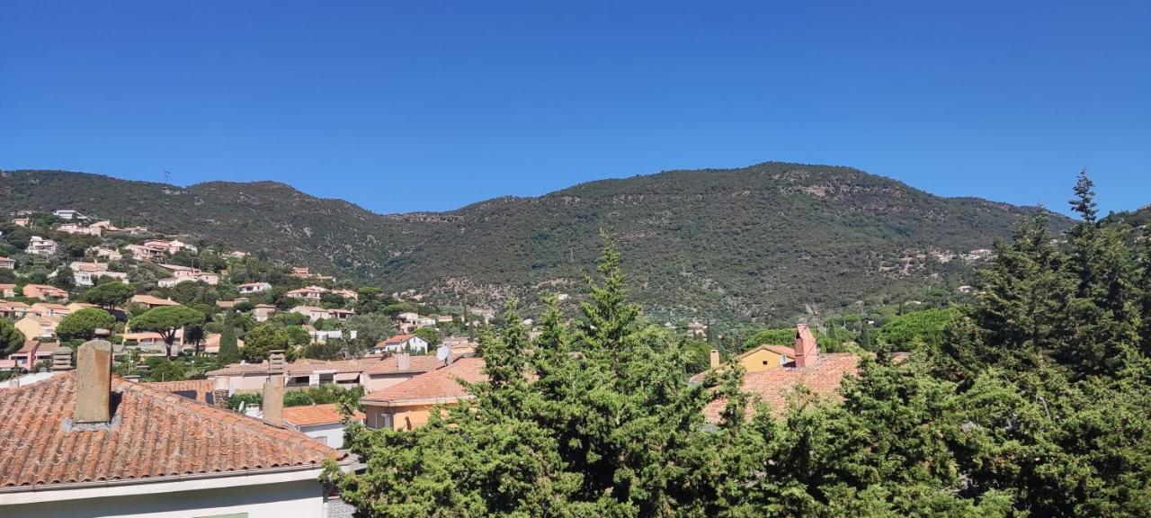 Appartement T2 Climatise Dans Residence Calme Cavalaire-sur-Mer Esterno foto